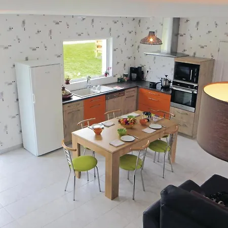 בית נופש Lovely In Brain-sur-alonnes