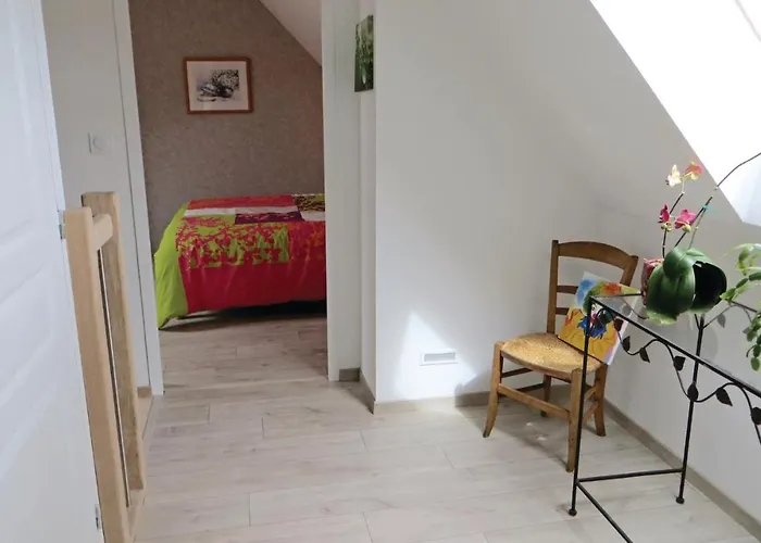 Lovely In Brain-sur-alonnes *