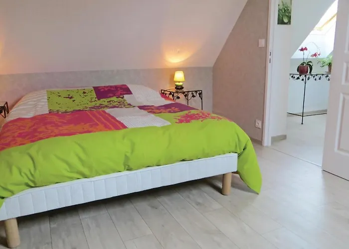 Lovely In Brain-sur-alonnes *